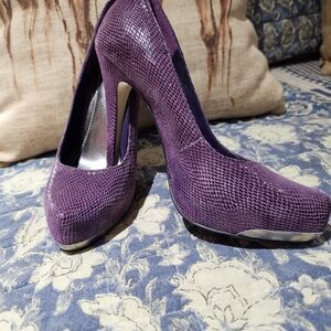 BCBGeneration Textured Purple Heels